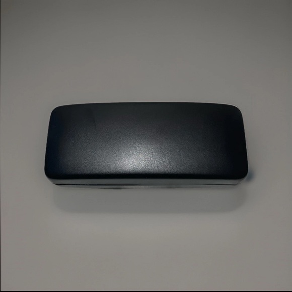 Juicy Couture Black Glasses Case - Picture 2 of 4